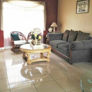 Venta de casa  en  Residencial El Dorado, Tegucigalpa.